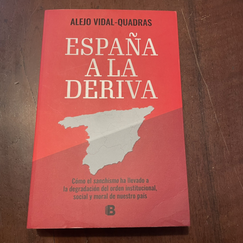 Portada del libro de España a la deriva