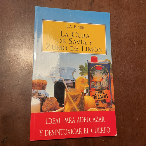 Portada del libro de La cura de savia y zumo de limón