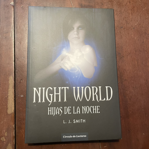 Portada del libro de Night World. Hijas de la noche