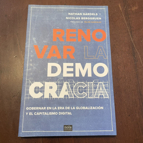 Portada del libro de Renovar la democracia