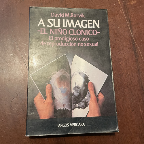 Portada del libro de A su imagen