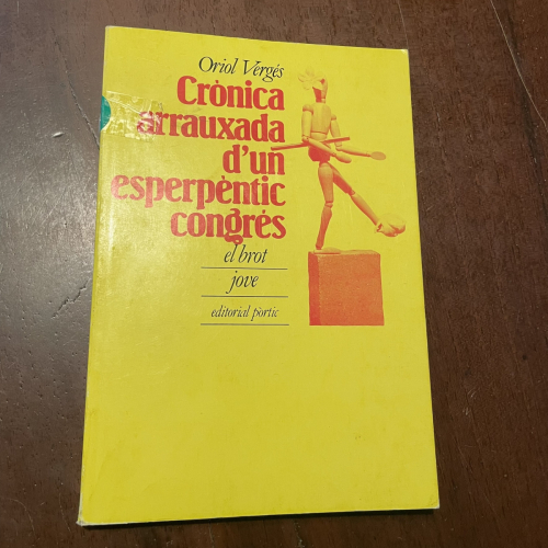 Portada del libro de Crònica arrauxada d'un esperpèntic congrés (català)