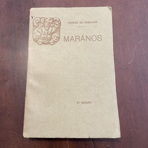 Portada del libro de Marános (portugués)