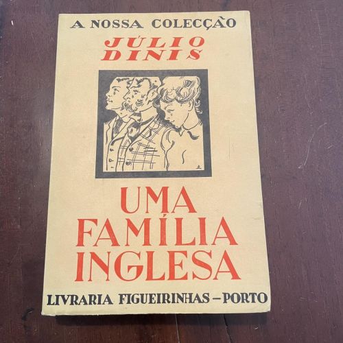 Portada del libro de Uma família inglesa (portugués)
