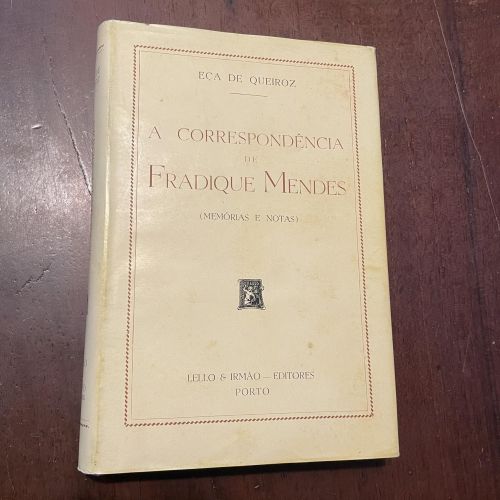 Portada del libro de A correspondência de Fradique Mendes (portugués)