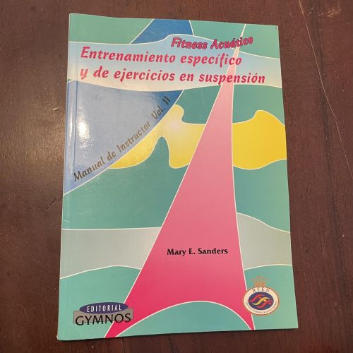 Portada del libro de Entrenamiento específico y de ejercicios en suspensión. Fitness acuático