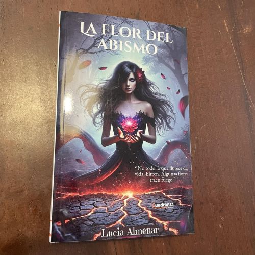 Portada del libro de La flor del abismo