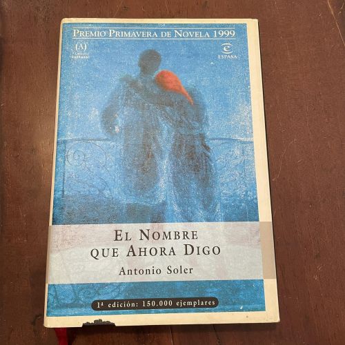 Portada del libro de El nombre que ahora digo