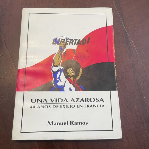 Portada del libro de Una vida azarosa. 44 años de exilio en Francia
