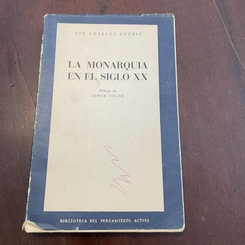 Portada del libro de La monarquía en el siglo XX