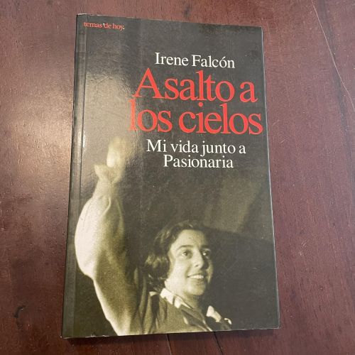 Portada del libro de Asalto a los cielos