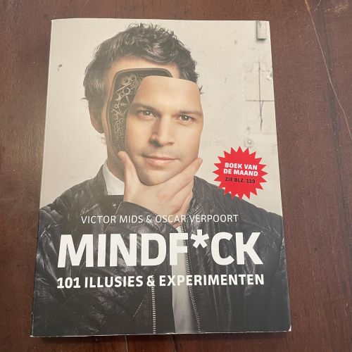 Portada del libro de Mindf*ck (dutch)