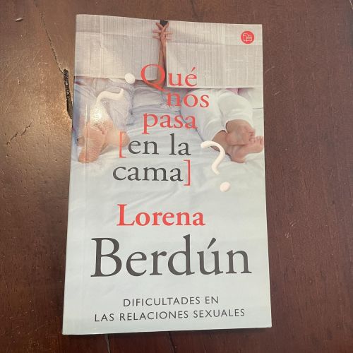 Portada del libro de ¿Qué nos pasa en la cama?