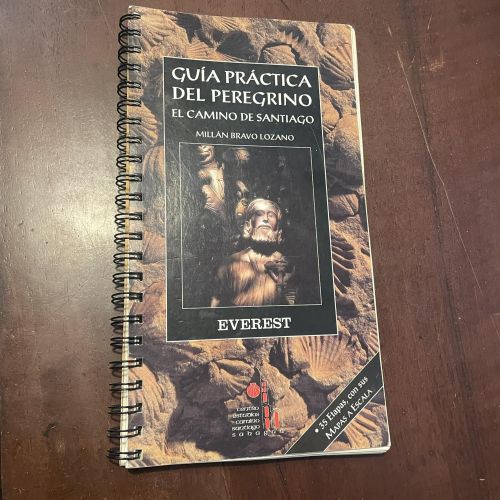 Portada del libro de Guía práctica del peregrino. El camino de Santiago