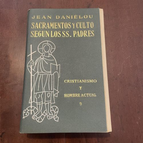 Portada del libro de Sacramento y culto según los SS. Padre. Cristianismo y hombre actual