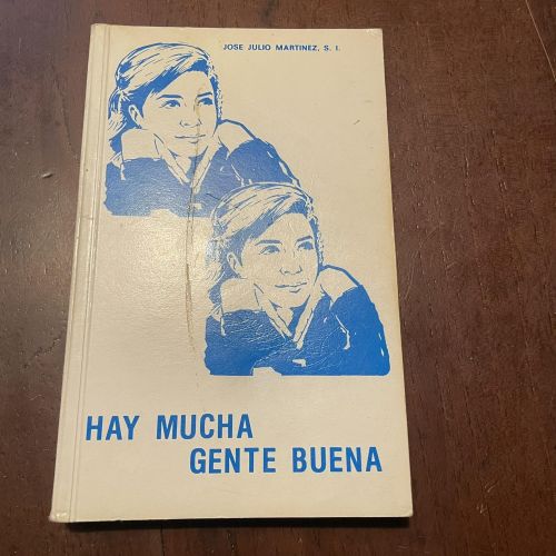 Portada del libro de Hay mucha gente buena