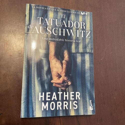 Portada del libro de El tatuador de Auschwitz