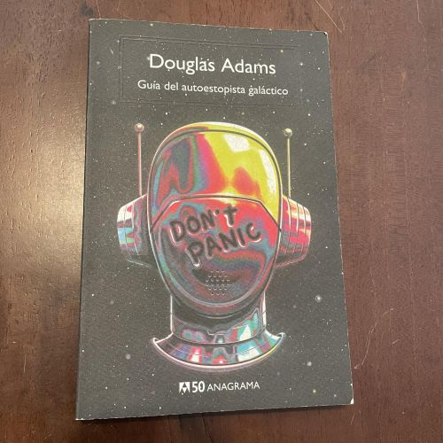 Portada del libro de Guía del autoestopista galáctico