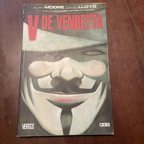 Portada del libro de V de Vendetta