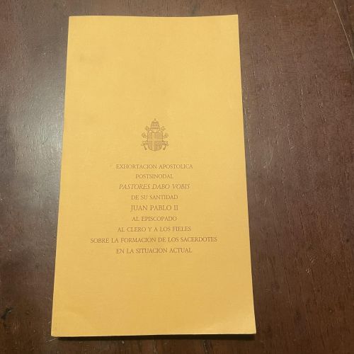 Portada del libro de Exhortación apostólica postsinodal pastores dabo vobis