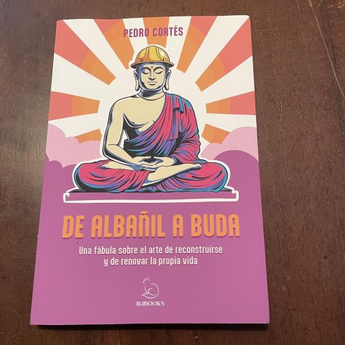 Portada del libro de De albañil a Buda