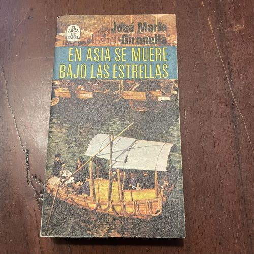 Portada del libro de En Asia se muere bajo las estrellas