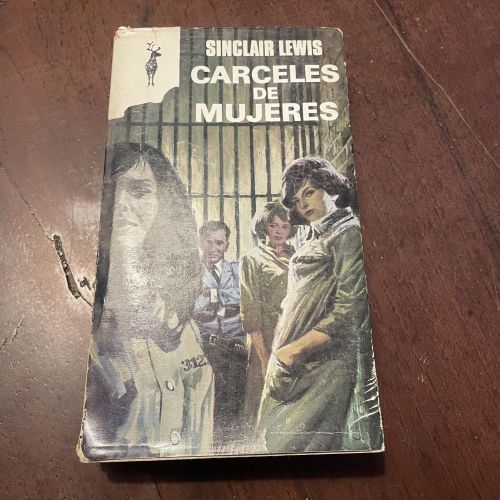 Portada del libro de Cárceles de mujeres
