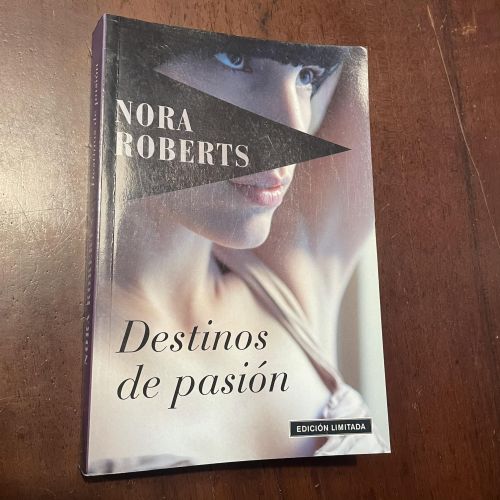 Portada del libro de Destinos de pasión