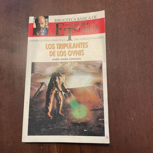Portada del libro de Los tripulantes de los ovnis