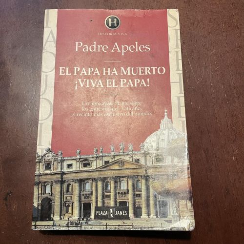 Portada del libro de El papa ha muerto ¡viva el papa!