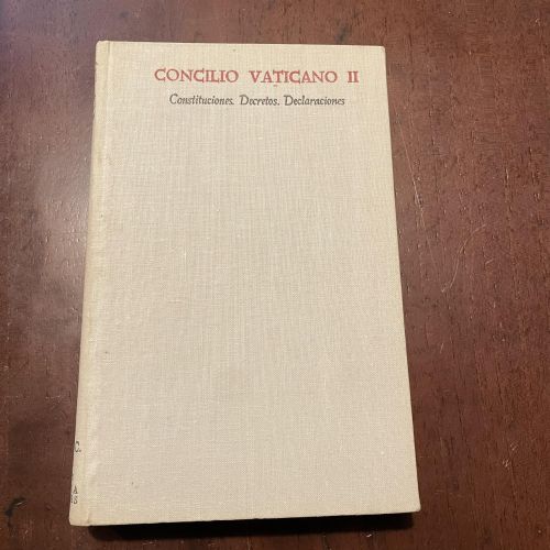 Portada del libro de Concilio Vaticano II. Constituciones. Decretos. Declaraciones