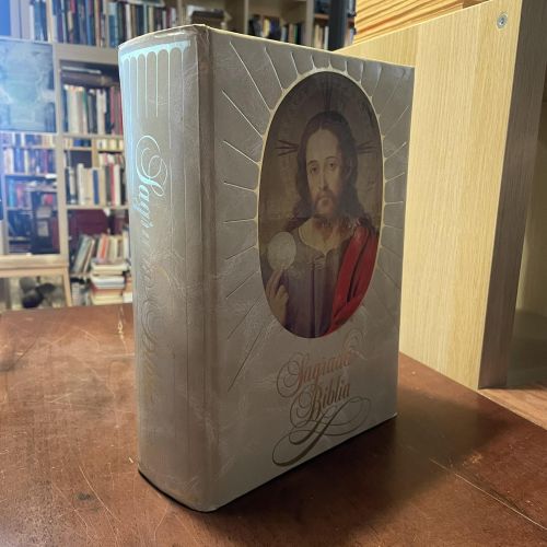 Portada del libro de Sagrada Biblia