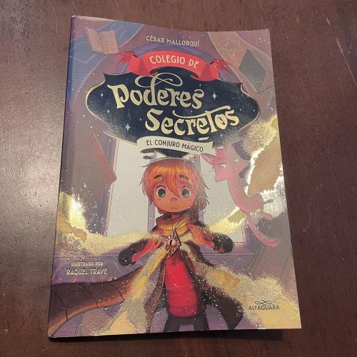 Portada del libro de Colegio de poderes secretos. El conjuro mágico