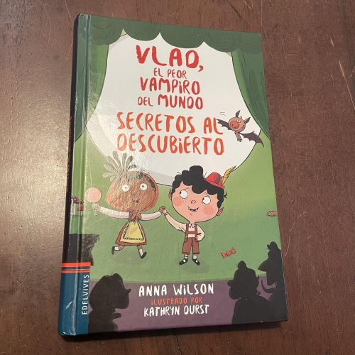 Portada del libro de Vlao, el peor vampiro del mundo. Secretos al descubierto