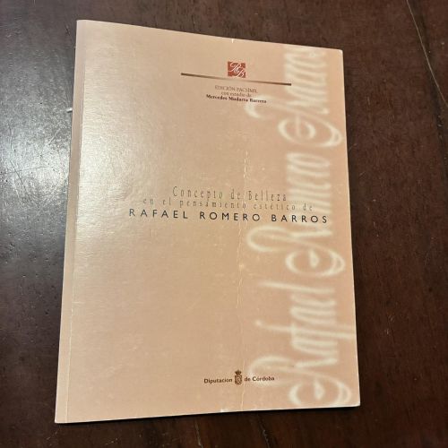 Portada del libro de Concepto de belleza en el pensamiento estético