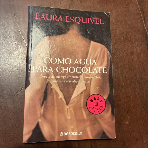 Portada del libro de Como agua para chocolate