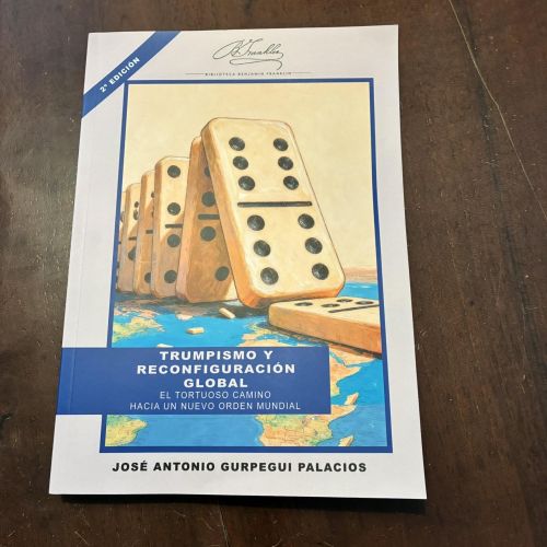 Portada del libro de Trumpismo y reconfiguración global