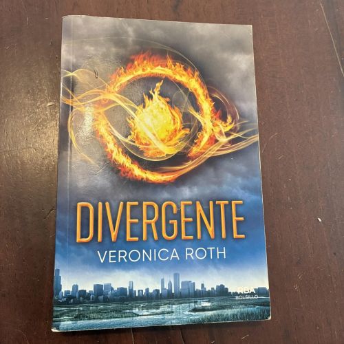 Portada del libro de Divergente