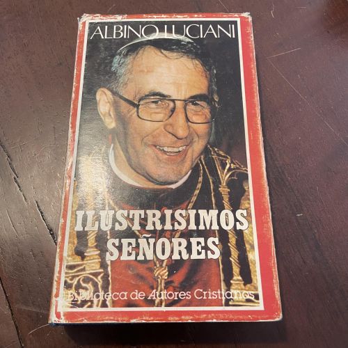 Portada del libro de Ilustrísimos señores