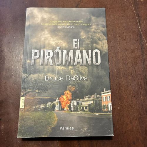 Portada del libro de El pirómano