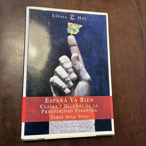 Portada del libro de España va bien