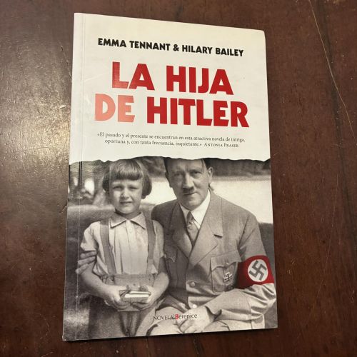 Portada del libro de La hija de Hitler