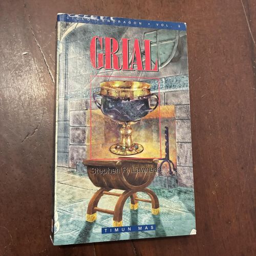 Portada del libro de Grial. Ciclo Pendragon 5