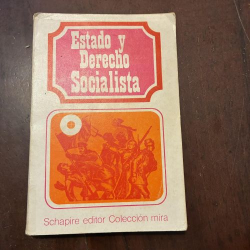 Portada del libro de Estado y derecho socialista