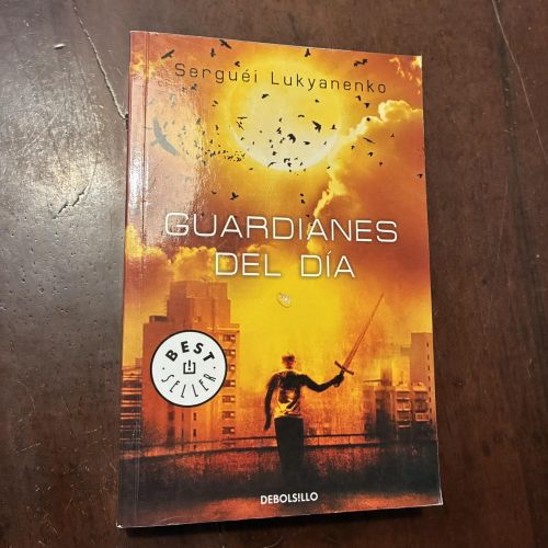 Portada del libro de Guardianes del día