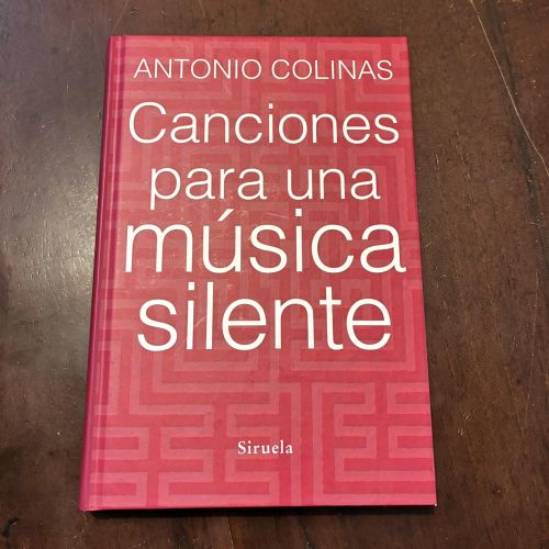 Portada del libro de Canciones para una música silente