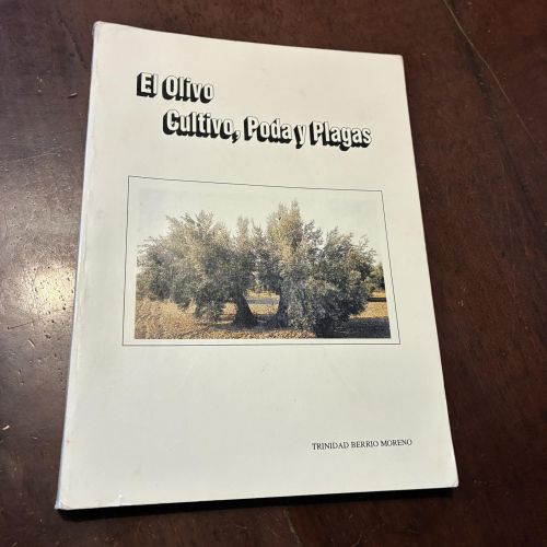 Portada del libro de El olivo. Cultivo, poda y plagas