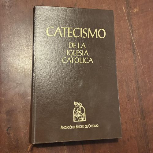 Portada del libro de Catecismo de la iglesia católica