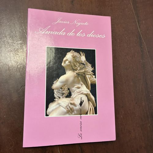 Portada del libro de Amada de los dioses