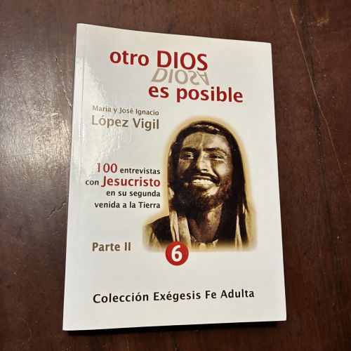Portada del libro de Otro Dios es posible